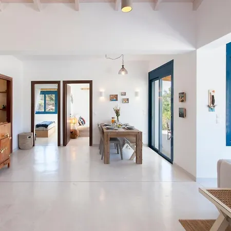 Alma Lefkada- Sea Front Villa Vasiliki (Lefkada)