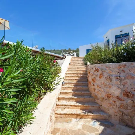 Villa Alma Lefkada- Sea Front